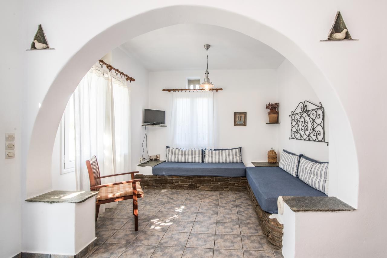 Albatross Holiday Apartments Agios Sostis  Exteriör bild
