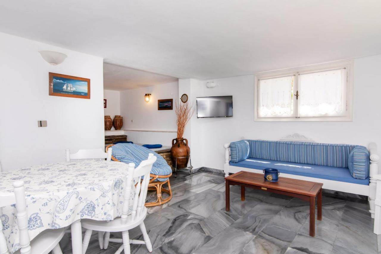 Albatross Holiday Apartments Agios Sostis  Exteriör bild
