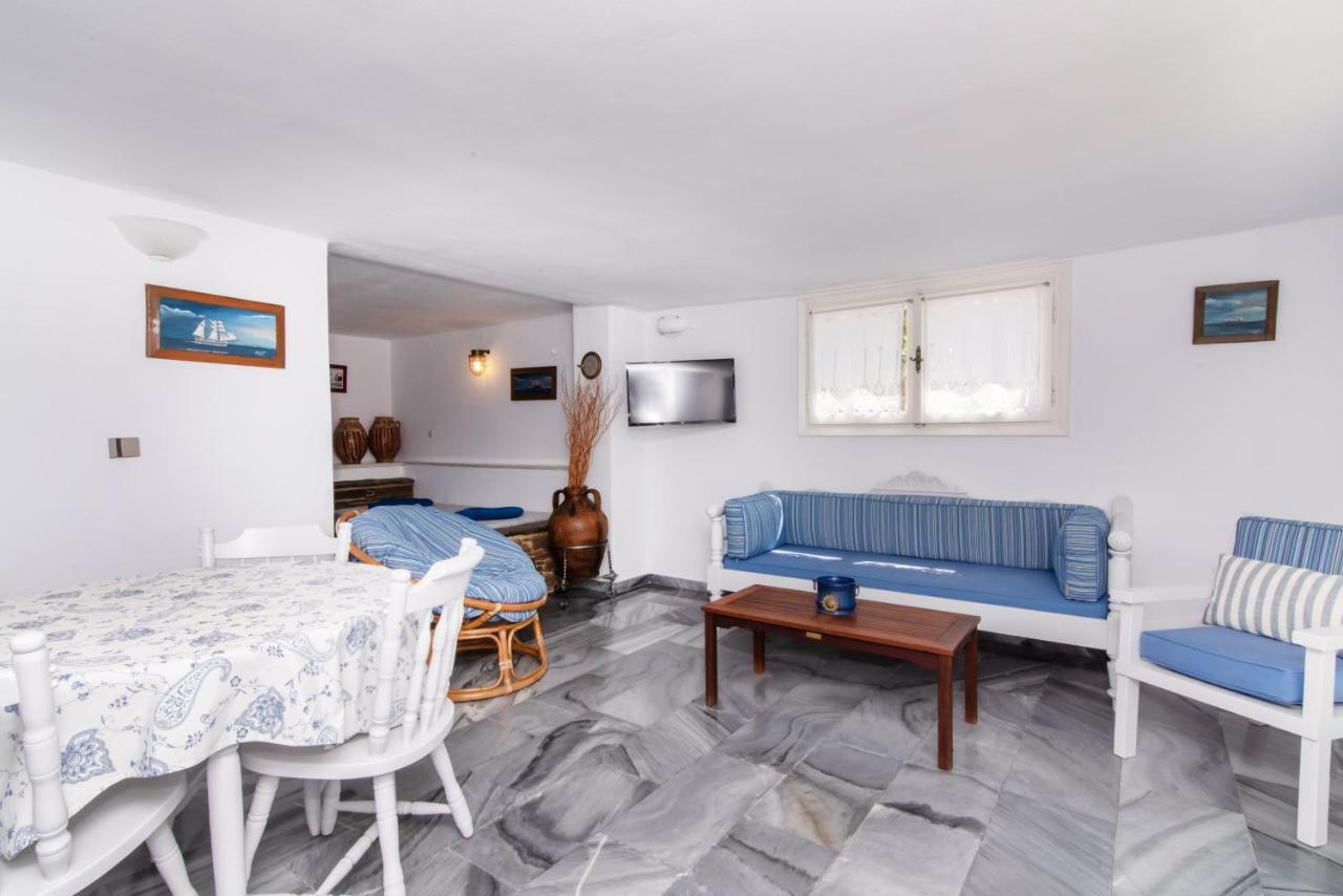 Albatross Holiday Apartments Agios Sostis  Exteriör bild